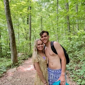 Meet your Posher, Whitney